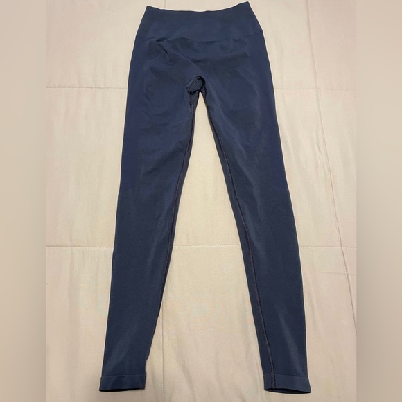 ALPHALETE AMPLIFY LEGGINGS/WHALE COLOR - Picture 4 of 4